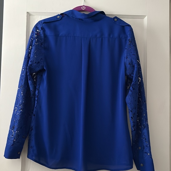 Top - Picture 2 of 3